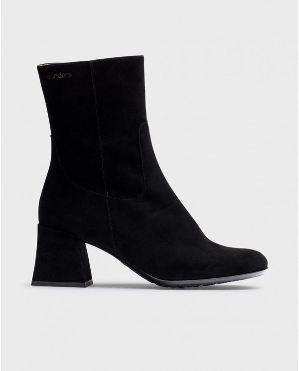 Wonders Mandy Boot Black Suede