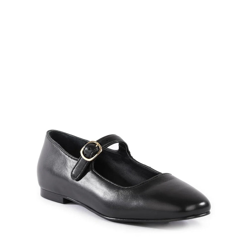 Seychelles Magnolia Flat Black Leather